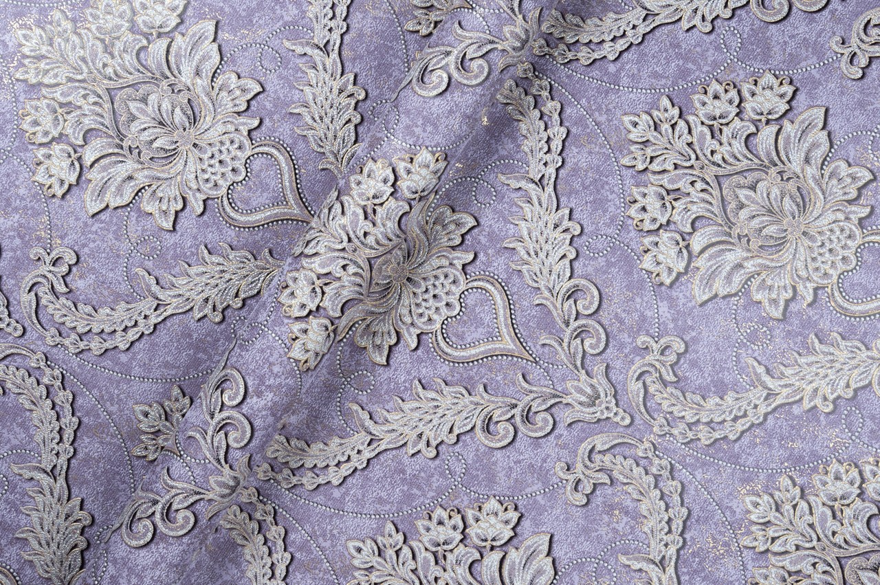 Vinyl Foam wallpaper on non-woven base Vinil Avery DHV-1593/6 Purple 10,05 x 1,06 m
